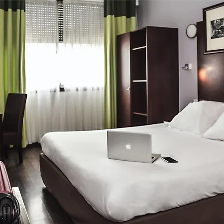 Du Centre Hotel
