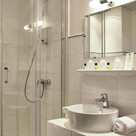 Du Centre Hotel Annemasse